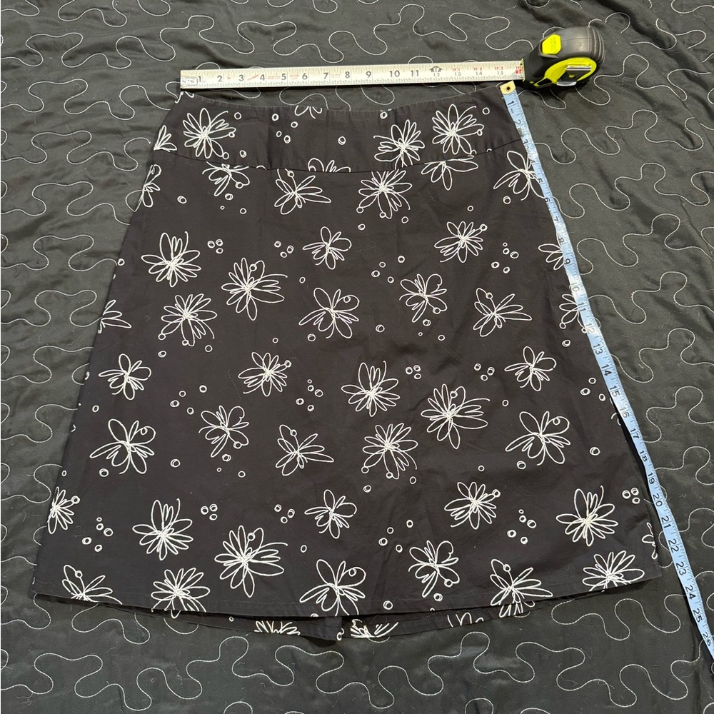Rafaella Skirt Womens Size 12 Black White Floral A-line Casual Summer Work